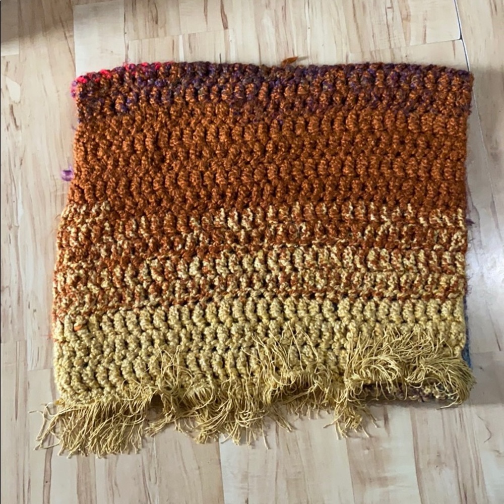 Hand knitted chunk scarf made by @cattheoptimist